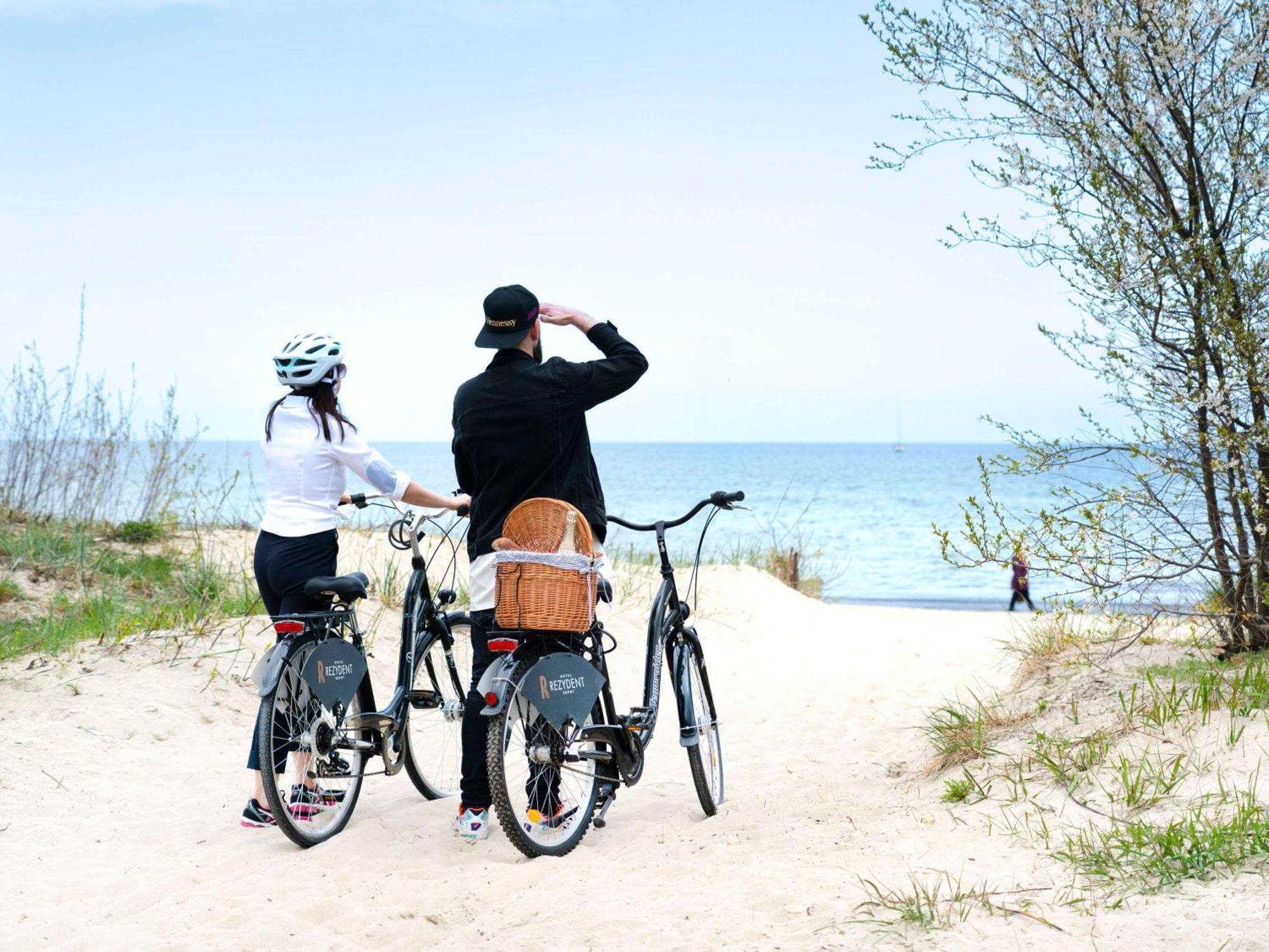 Rezydent Hotel Sopot - Mgallery Collection Exterior foto Biking at Lake Michigan