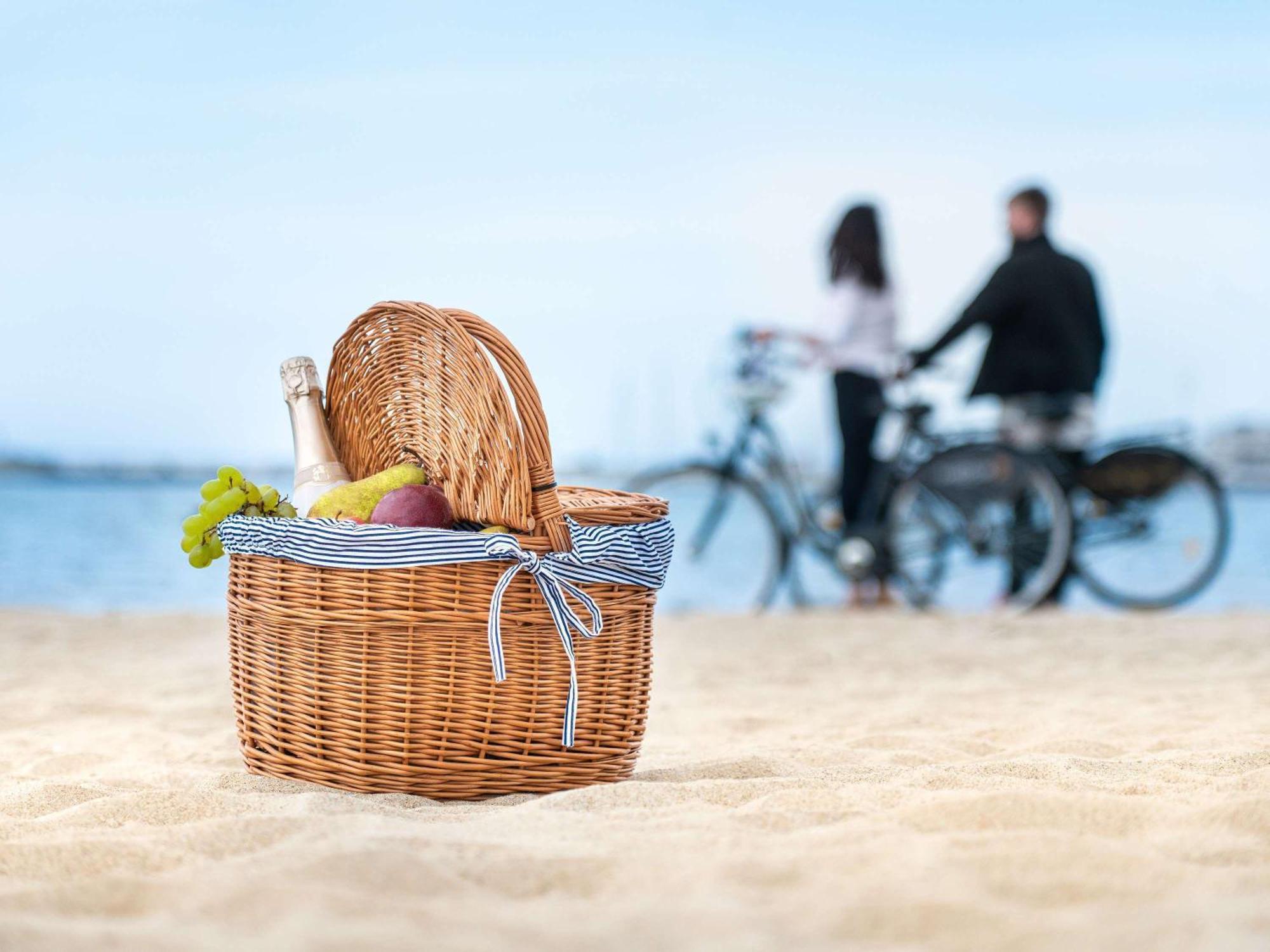 Rezydent Hotel Sopot - Mgallery Collection Exterior foto A picnic basket